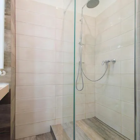 Apartament U Pujcovny 6 *