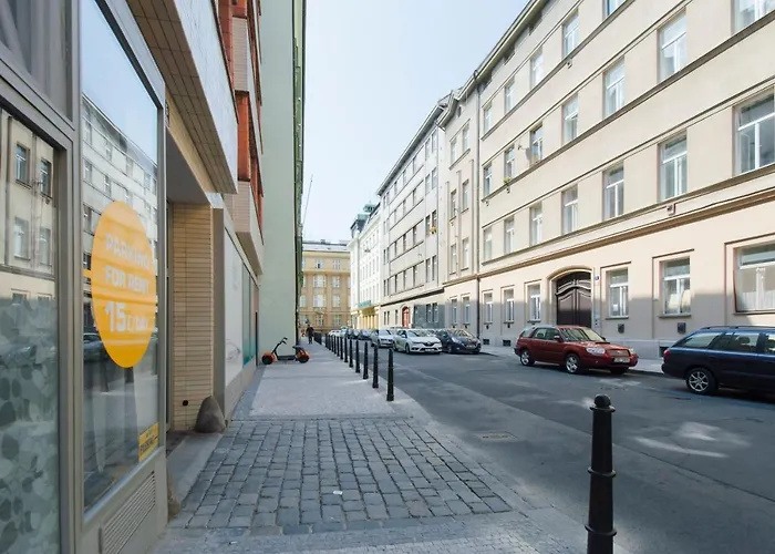 U Pujcovny 6 Apartmán *