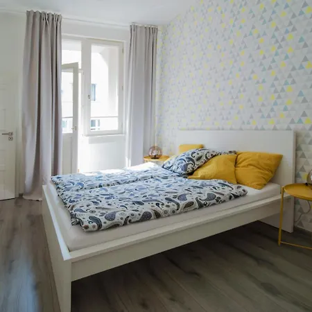 U Pujcovny 6 * Prague