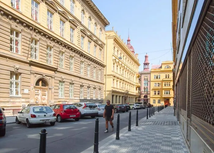 U Pujcovny 6 Appartement *